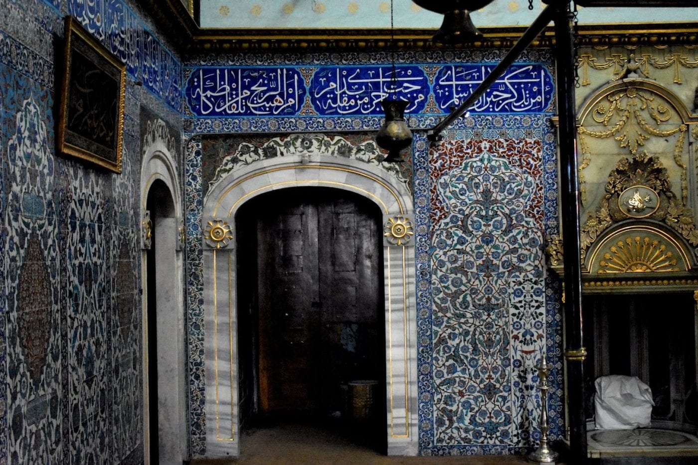 Topkapi's Forbidden Holy Chamber | Sacred Footsteps